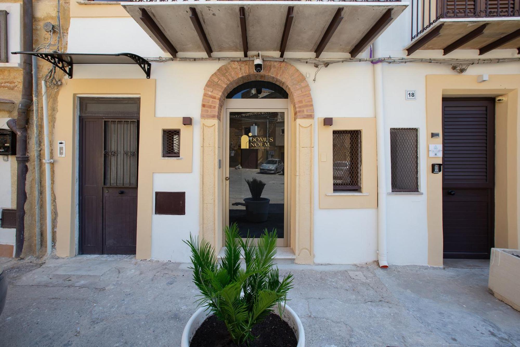 Domus Noem - Locazione Turistica Ξενοδοχείο Αγκριτζέντο Εξωτερικό φωτογραφία