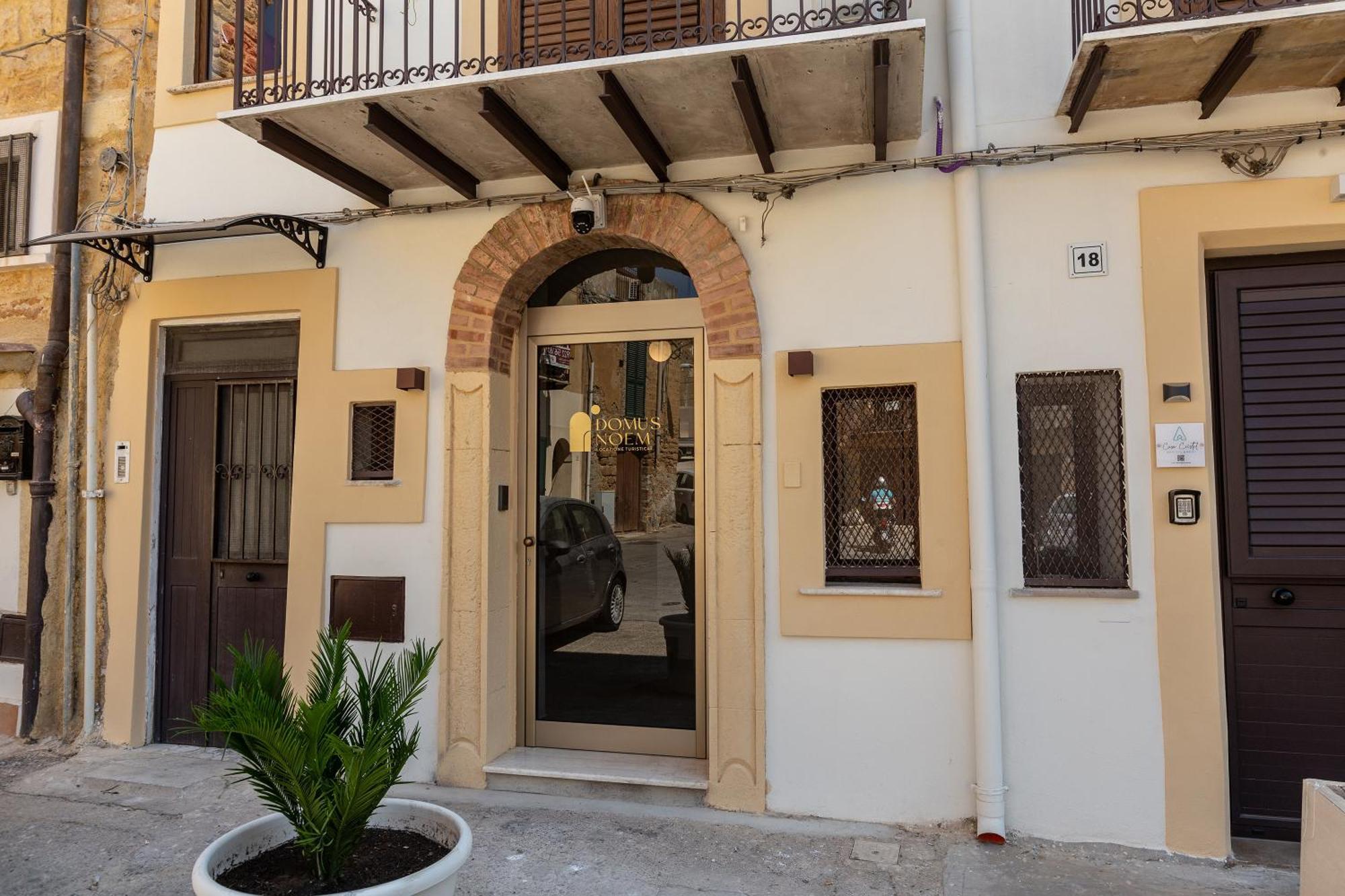 Domus Noem - Locazione Turistica Ξενοδοχείο Αγκριτζέντο Εξωτερικό φωτογραφία
